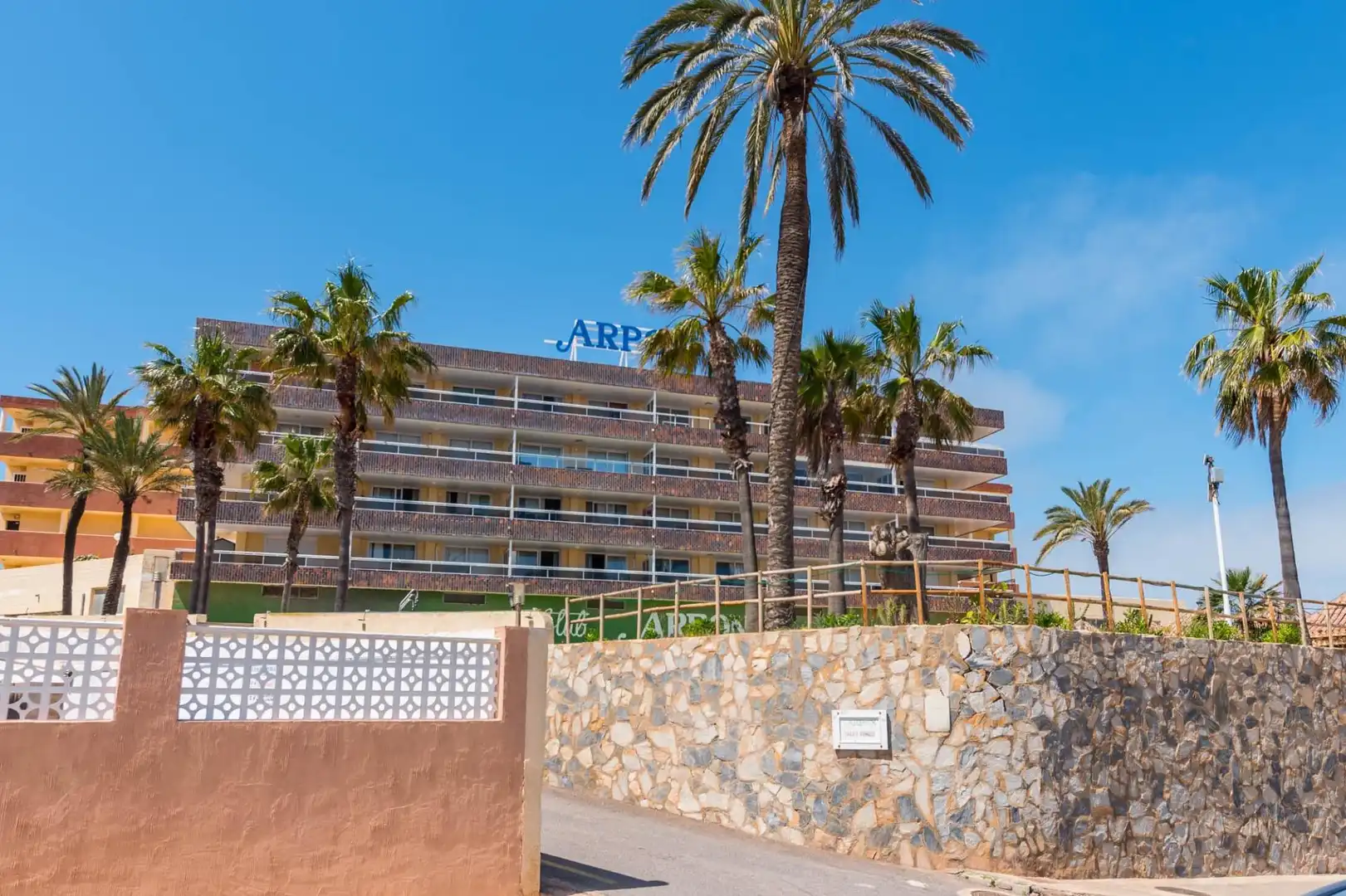 Exterior view of Flat for sale in La Manga del Mar Menor  with Heating, Private garden and Terrace