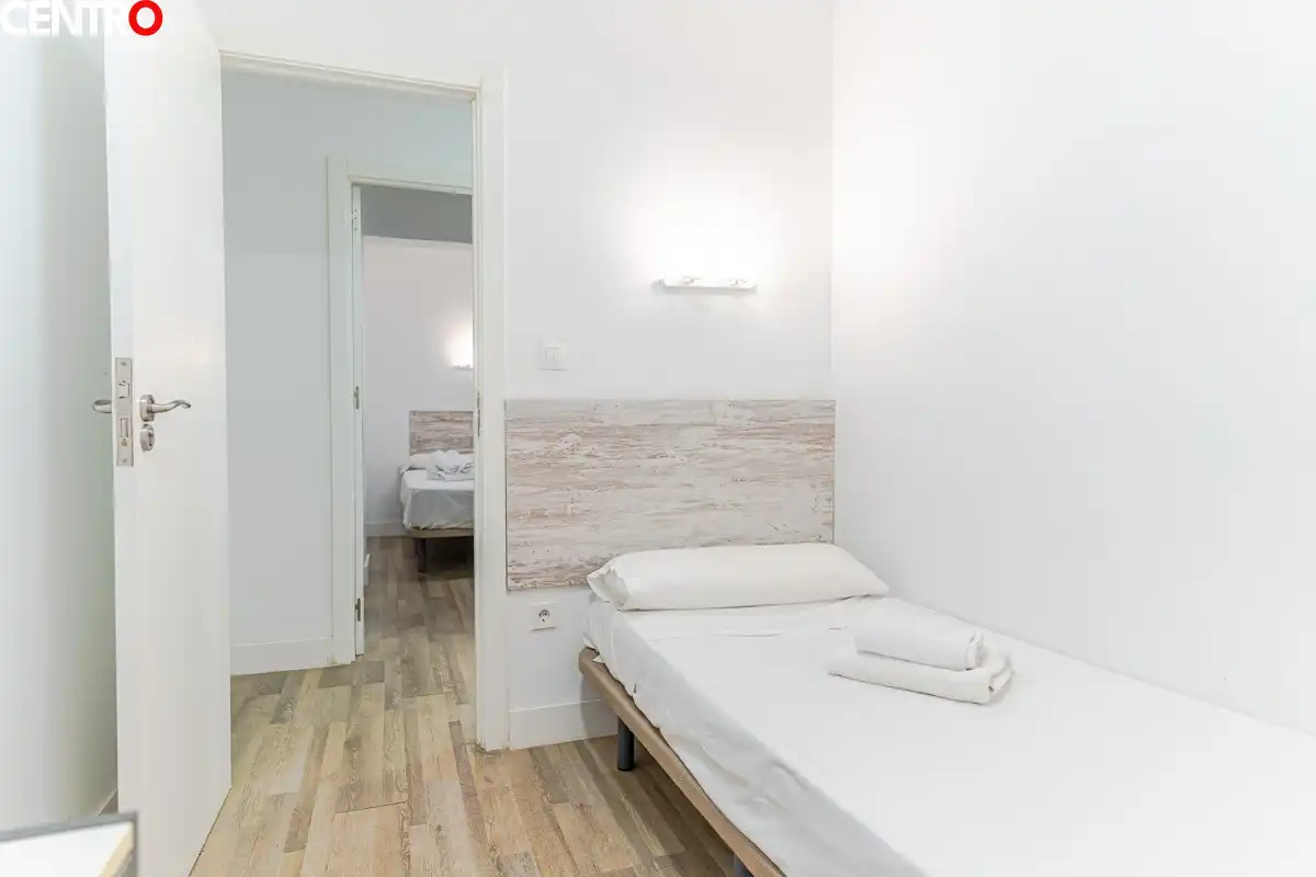 Habitación de Piso en venta en Granada con Aire acondicionado y Terraza