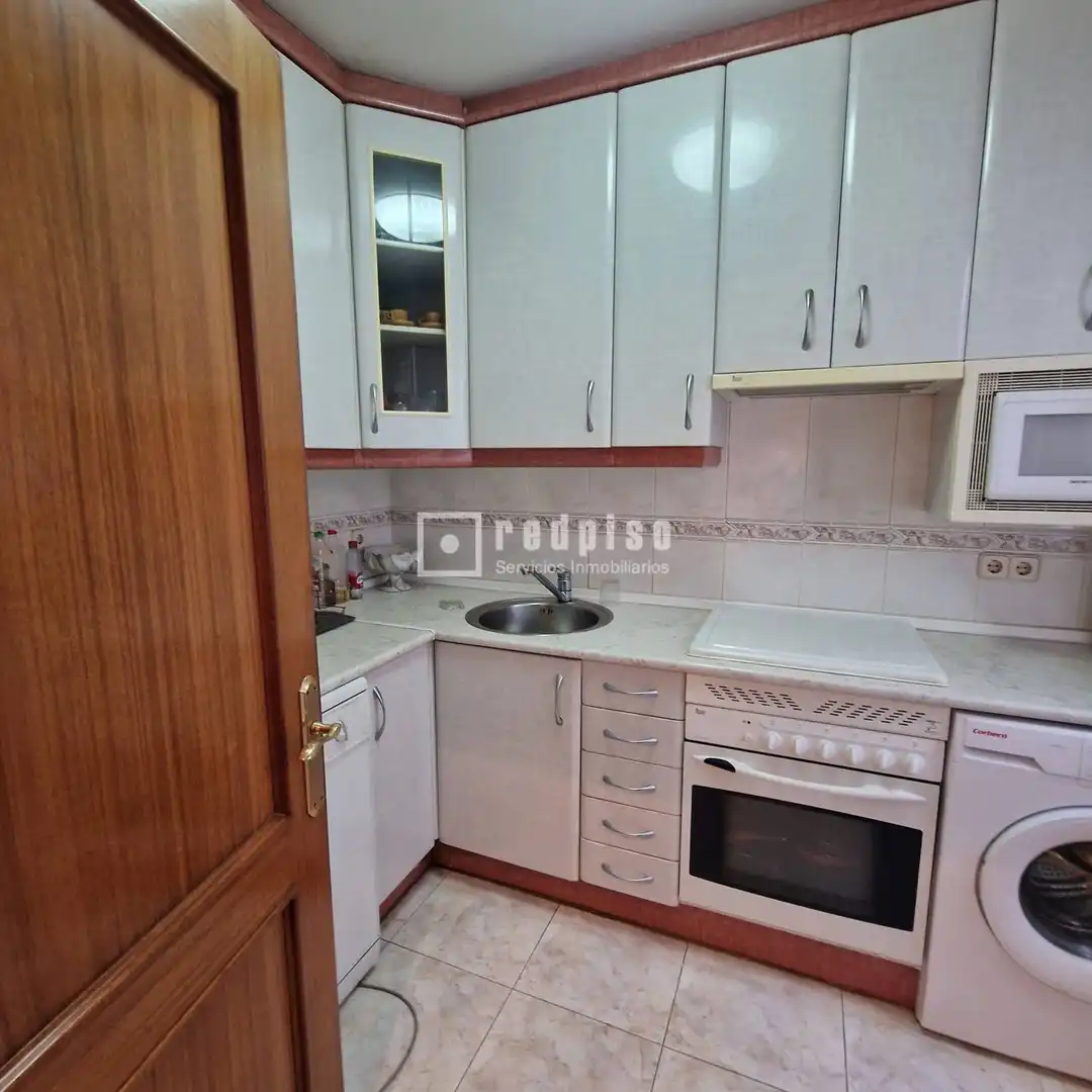 Kitchen of Flat for sale in Madrid  with Heating and Parquet flooring