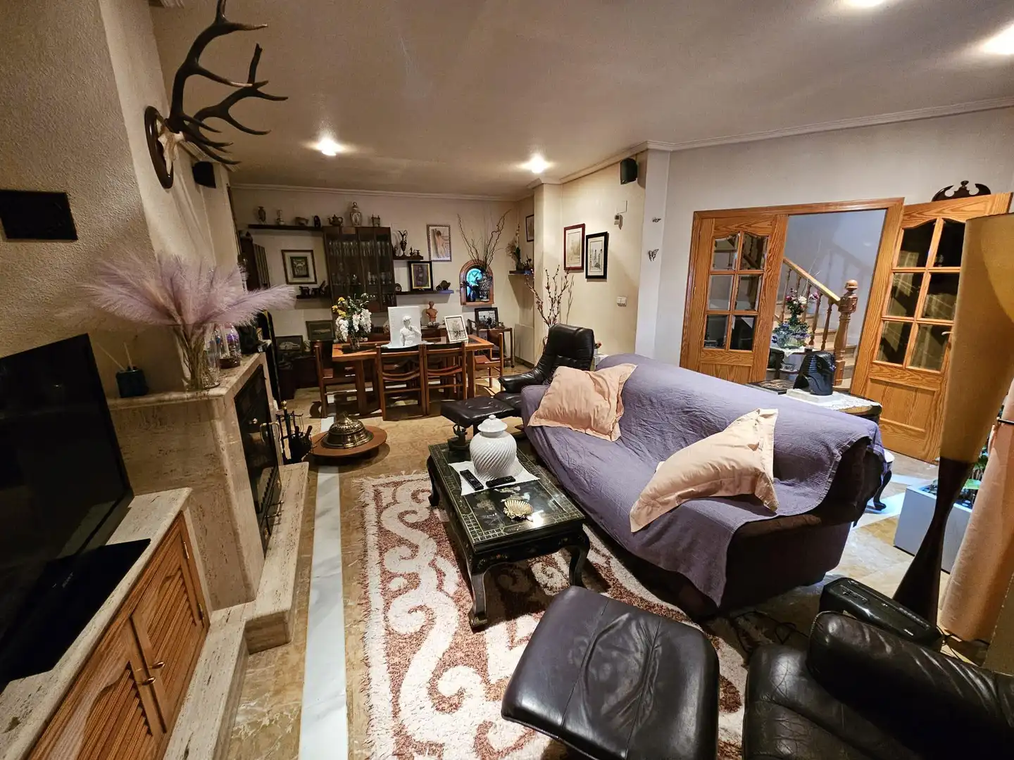 Casa adosada en venta en El Pinós / Pinoso