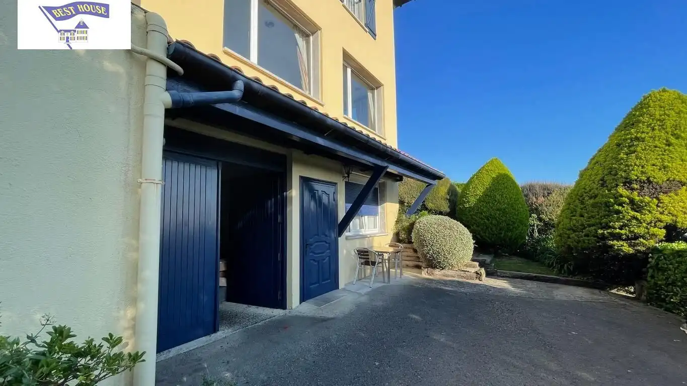 Casa o xalet en venda a Ibarrangelu