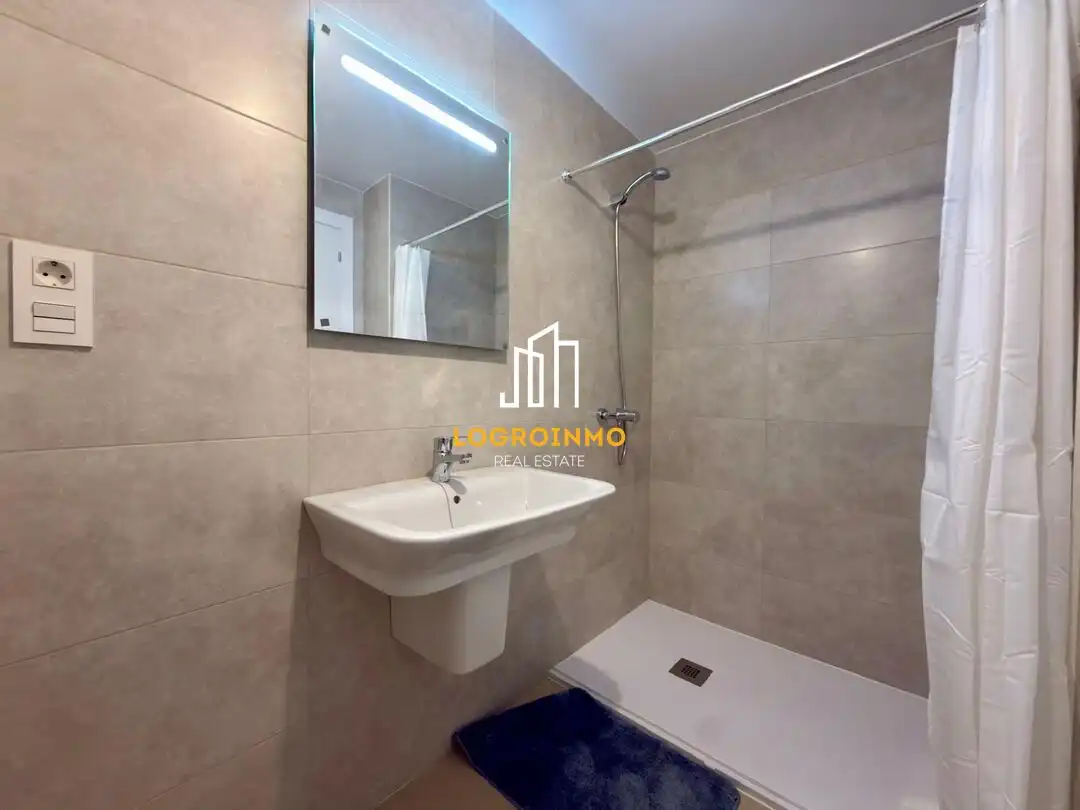Flat for rent in Logroño, La Rioja