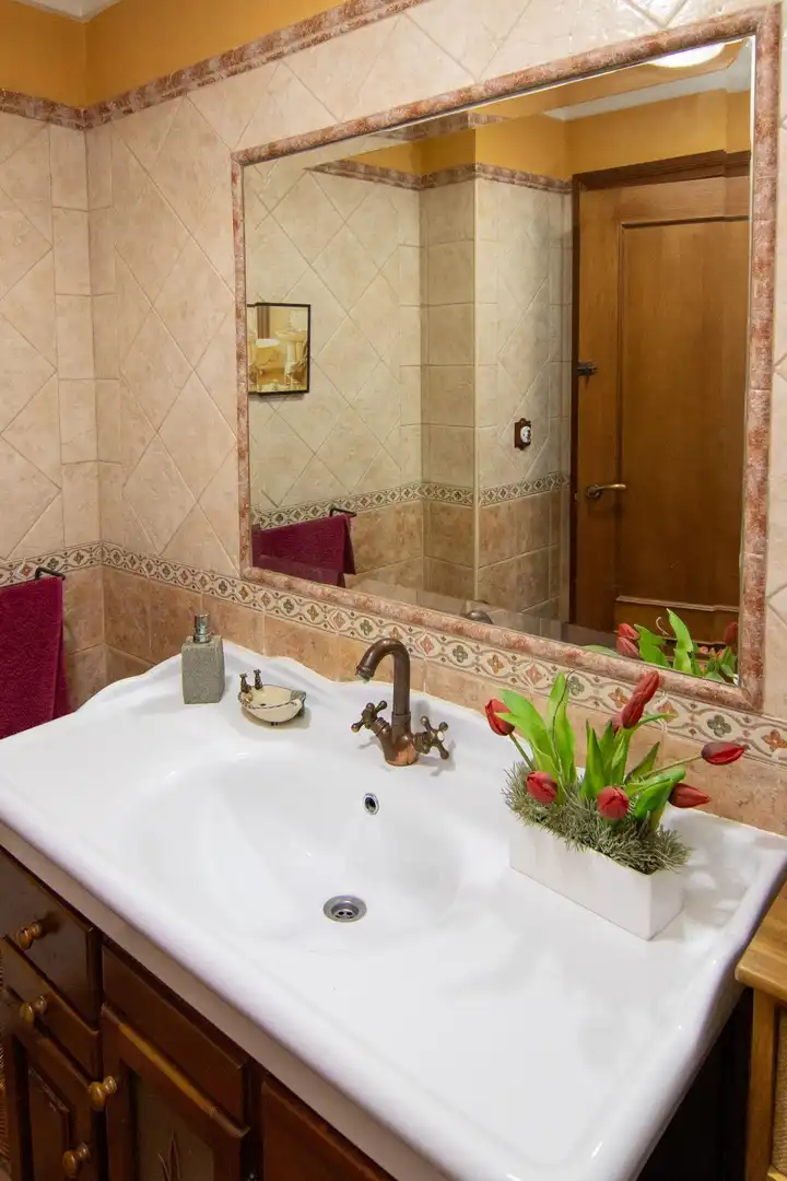 Bathroom of Duplexes for sale in Cocentaina  with Air Conditioner, Parquet flooring and Storage room