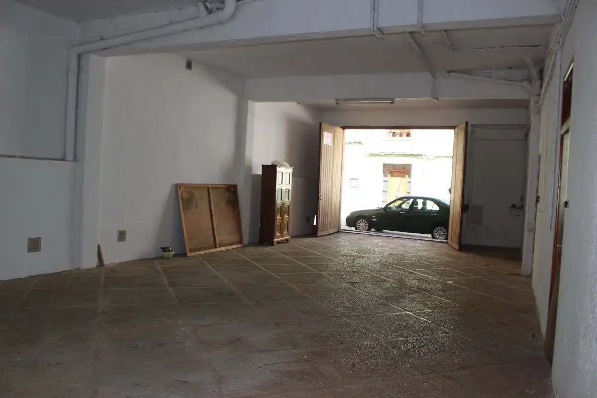 Garage zum Verkauf in Segorbe