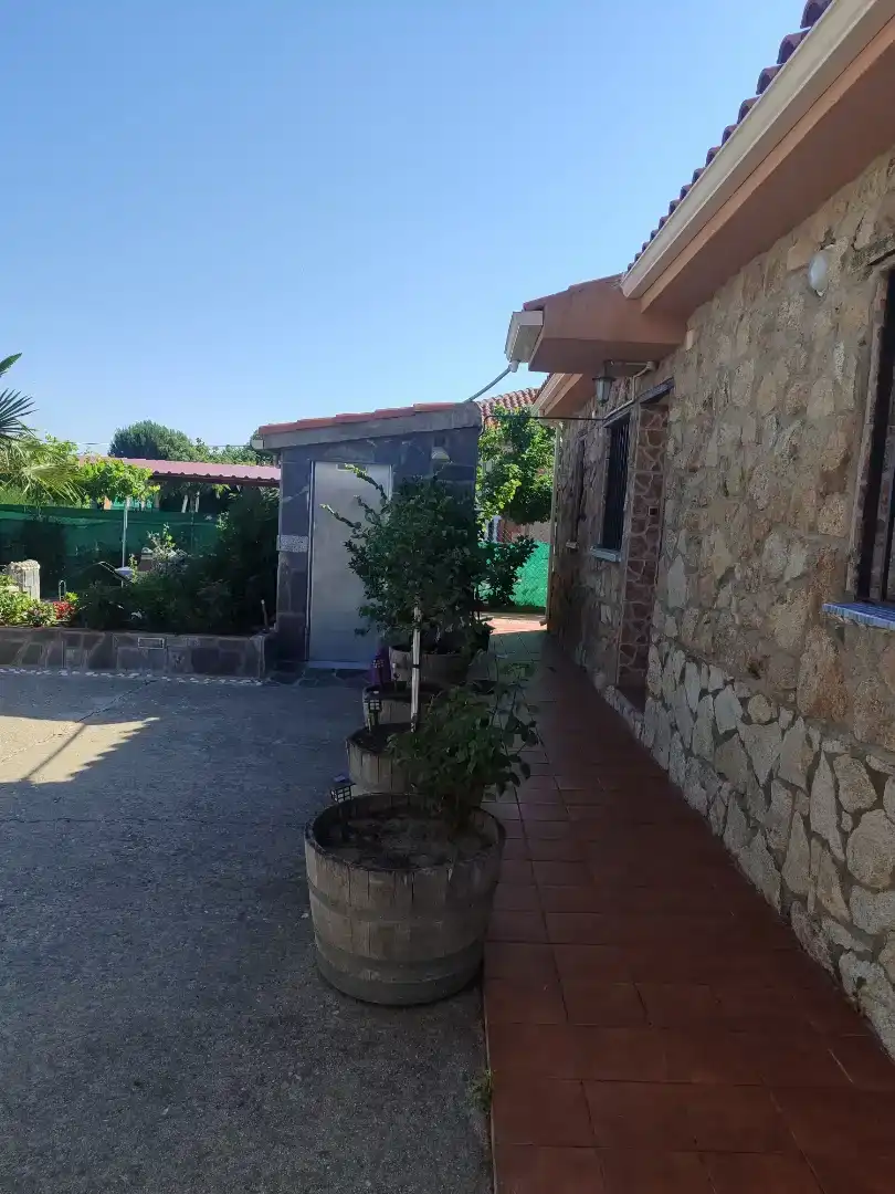 Vista exterior de Casa o chalet en venta en Calvarrasa de Abajo