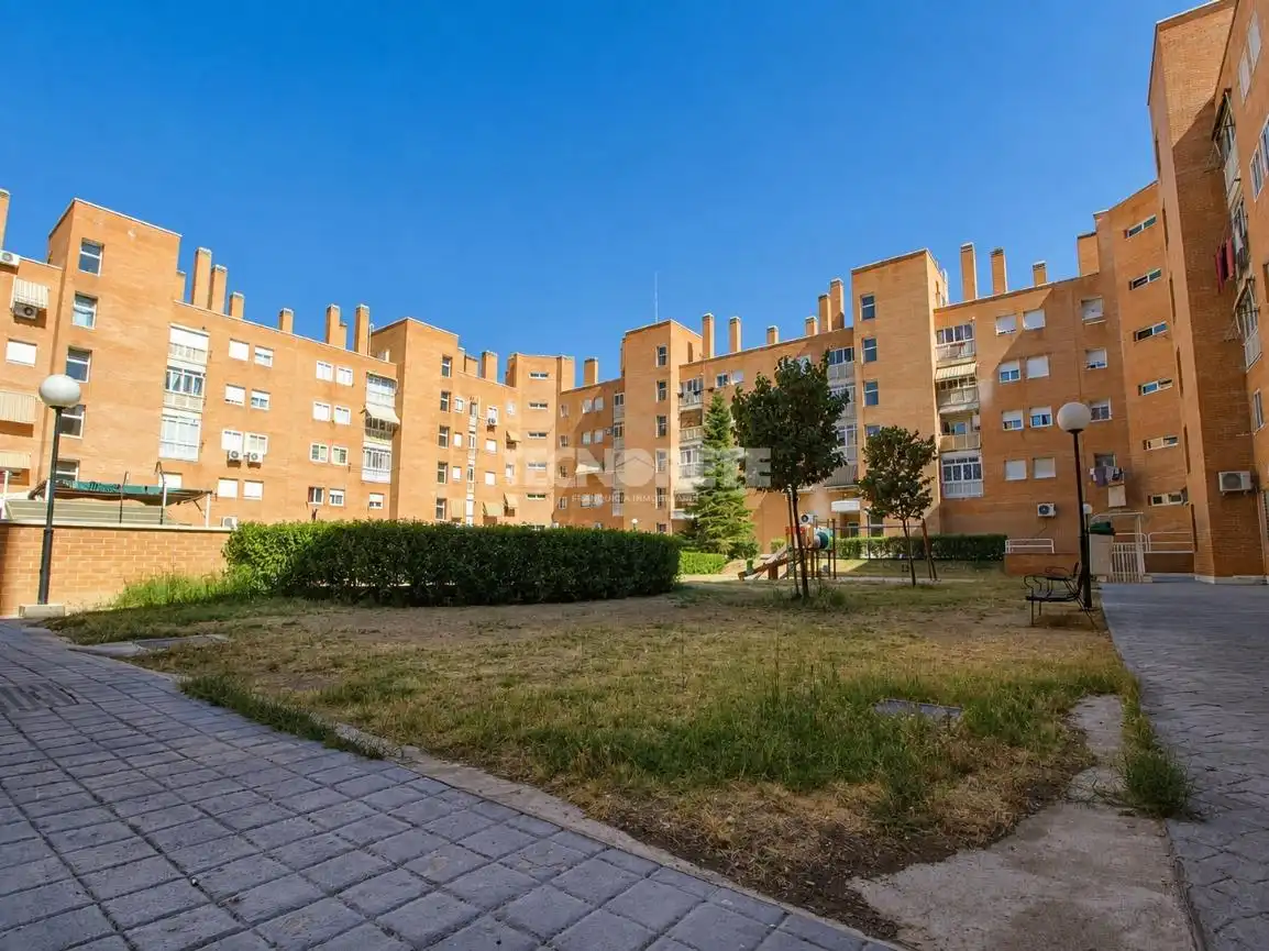 Appartamento con piscina in vendita a Avenida Río Estenilla, imagen 21