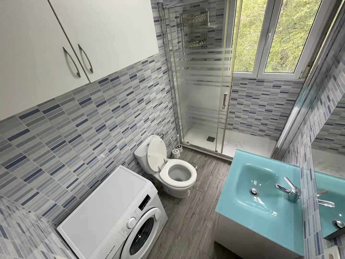 Room in Calle Alcocer, 37, Los Ángeles