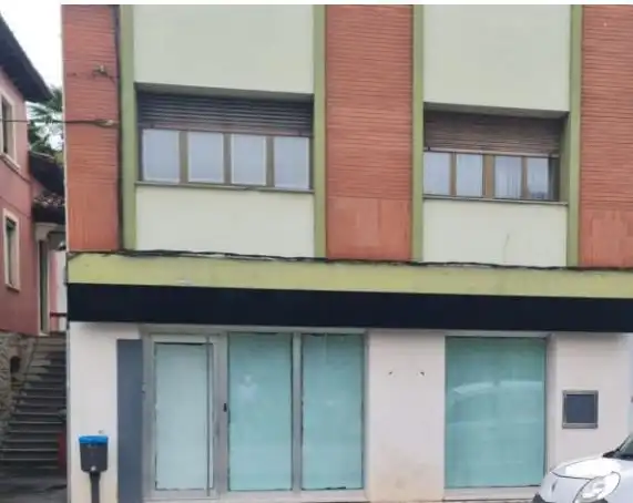Locale commerciale in vendita a Sebares
