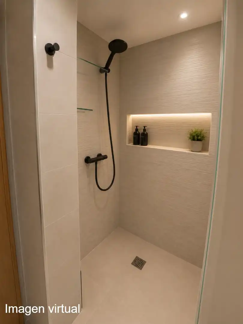 Baño de Piso en venta en Crevillent con Parquet y Balcón