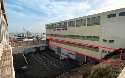 Vista exterior de Nau industrial en venda en Las Palmas de Gran Canaria