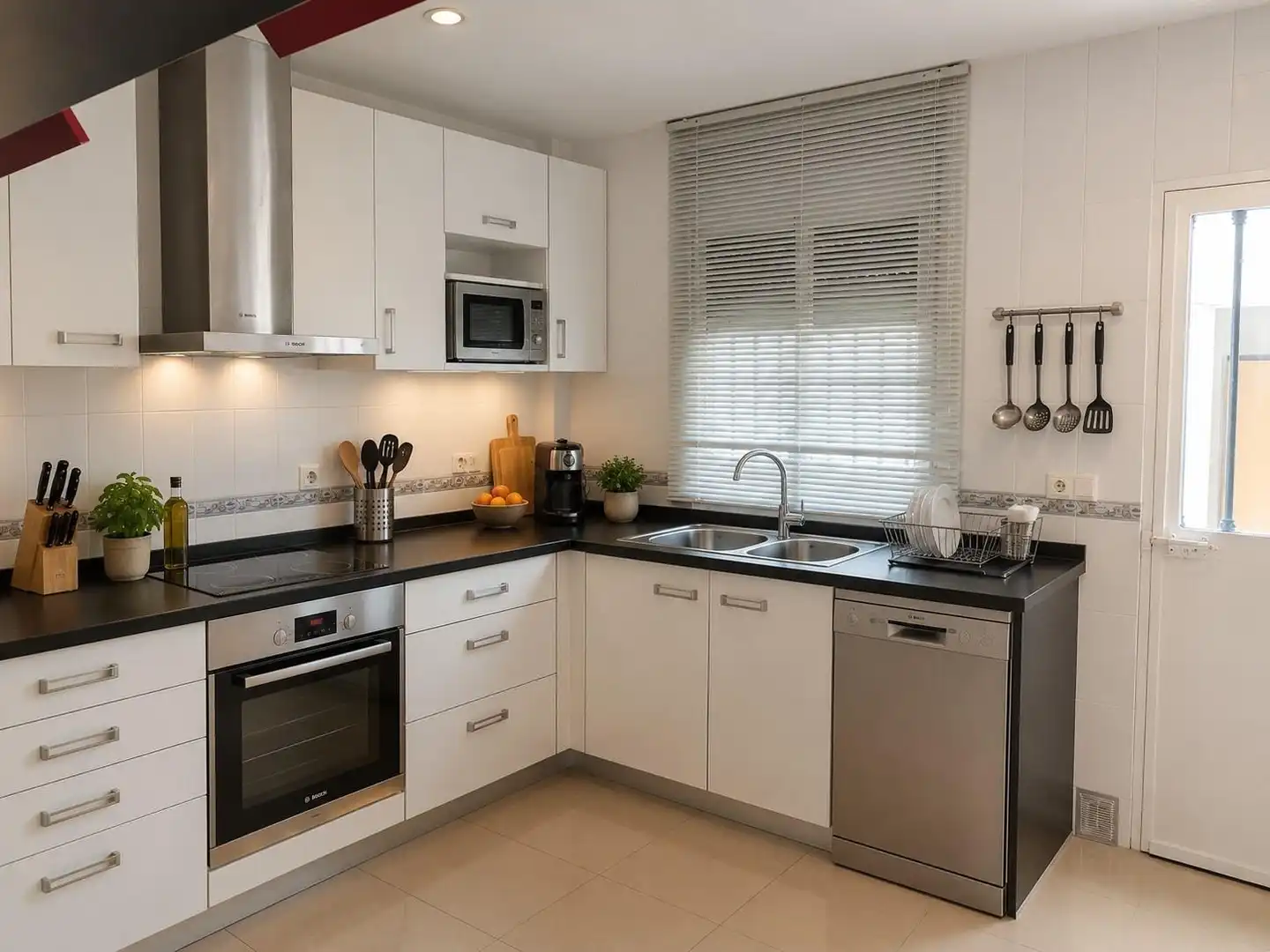 Detached homes for rent in Calle ORDEN DE LOS TEMPLARIOS, Gines