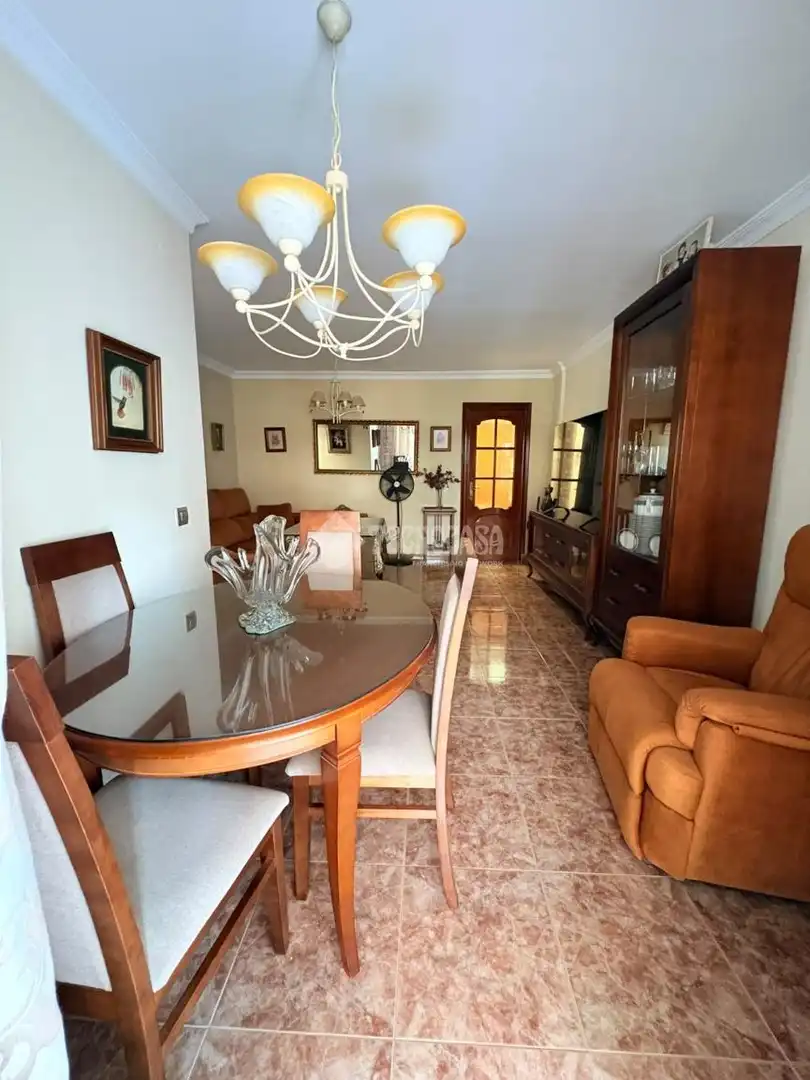 Flat with lift for sale in Carretera de Cádiz, imagen 7