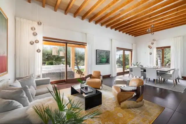 Living room of Country homes for sale in  Palma de Mallorca  with Air Conditioner, Heating and Private garden