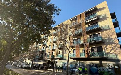 Außenansicht von Wohnung zum verkauf in Vilanova i la Geltrú mit Klimaanlage, Terrasse und Balkon