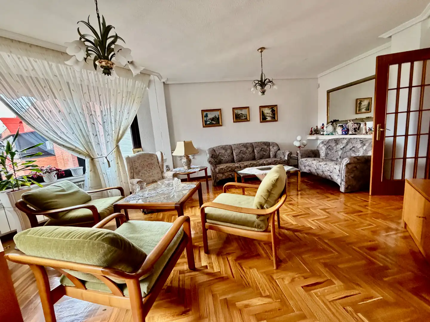Sala de estar de Dúplex en venta en Leganés con Aire acondicionado, Calefacción y Jardín privado