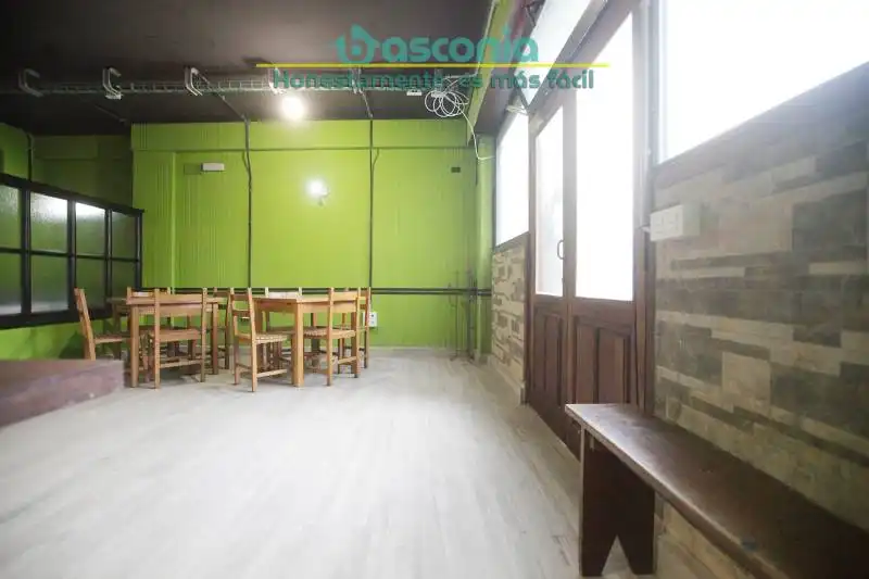 Local en venta en Basauri  con Amueblado