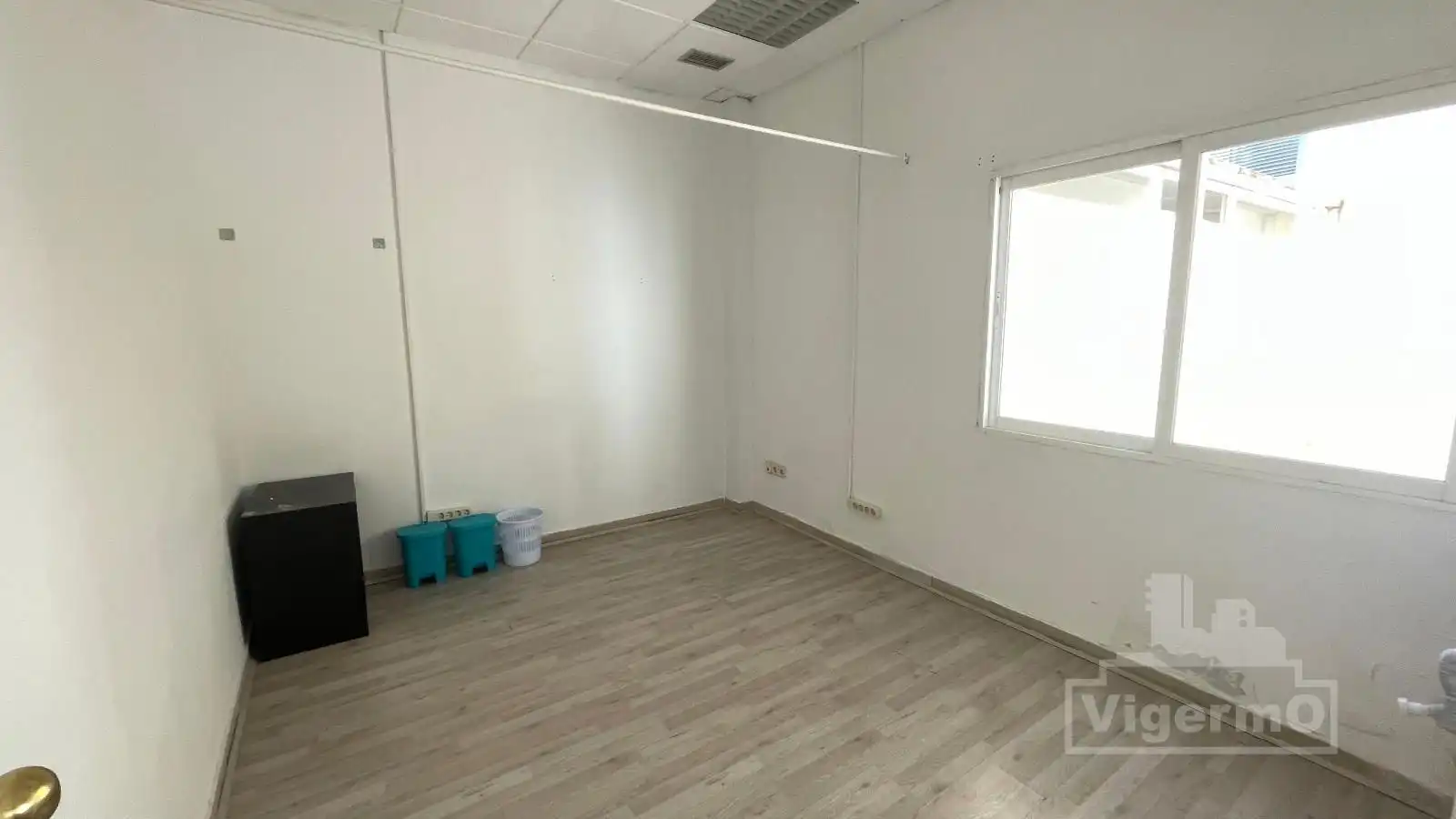Commercial properties for rent in Torrejón de Ardoz  with Air Conditioner