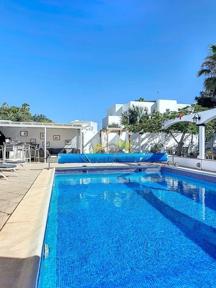 Piscina de Casa o xalet en venda en Tías amb Aire condicionat, Jardí privat i Terrassa