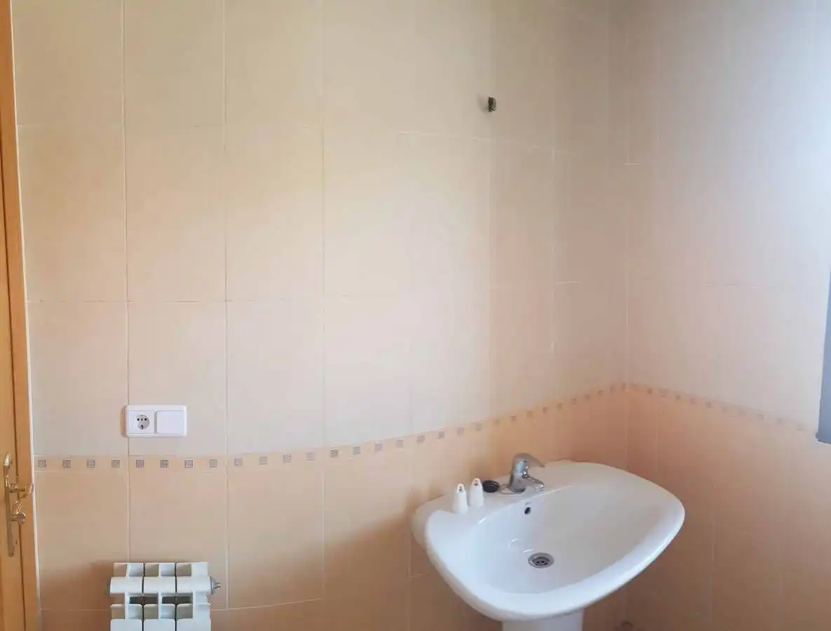 Badezimmer von Maisonette zur Miete in Medina de Rioseco mit Heizung, Balkon und Haustiere erlaubt