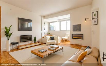 Living room of Flat for sale in  Granada Capital  with Heating