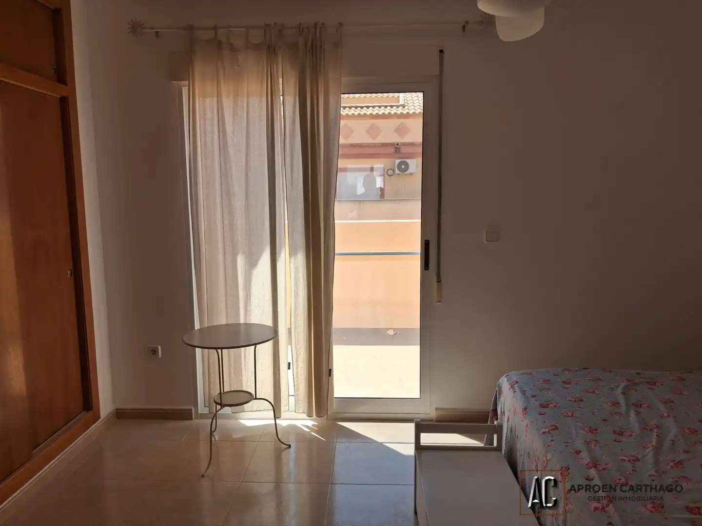Dormitori de Casa adosada en venda en Los Alcázares amb Calefacció, Jardí privat i Moblat