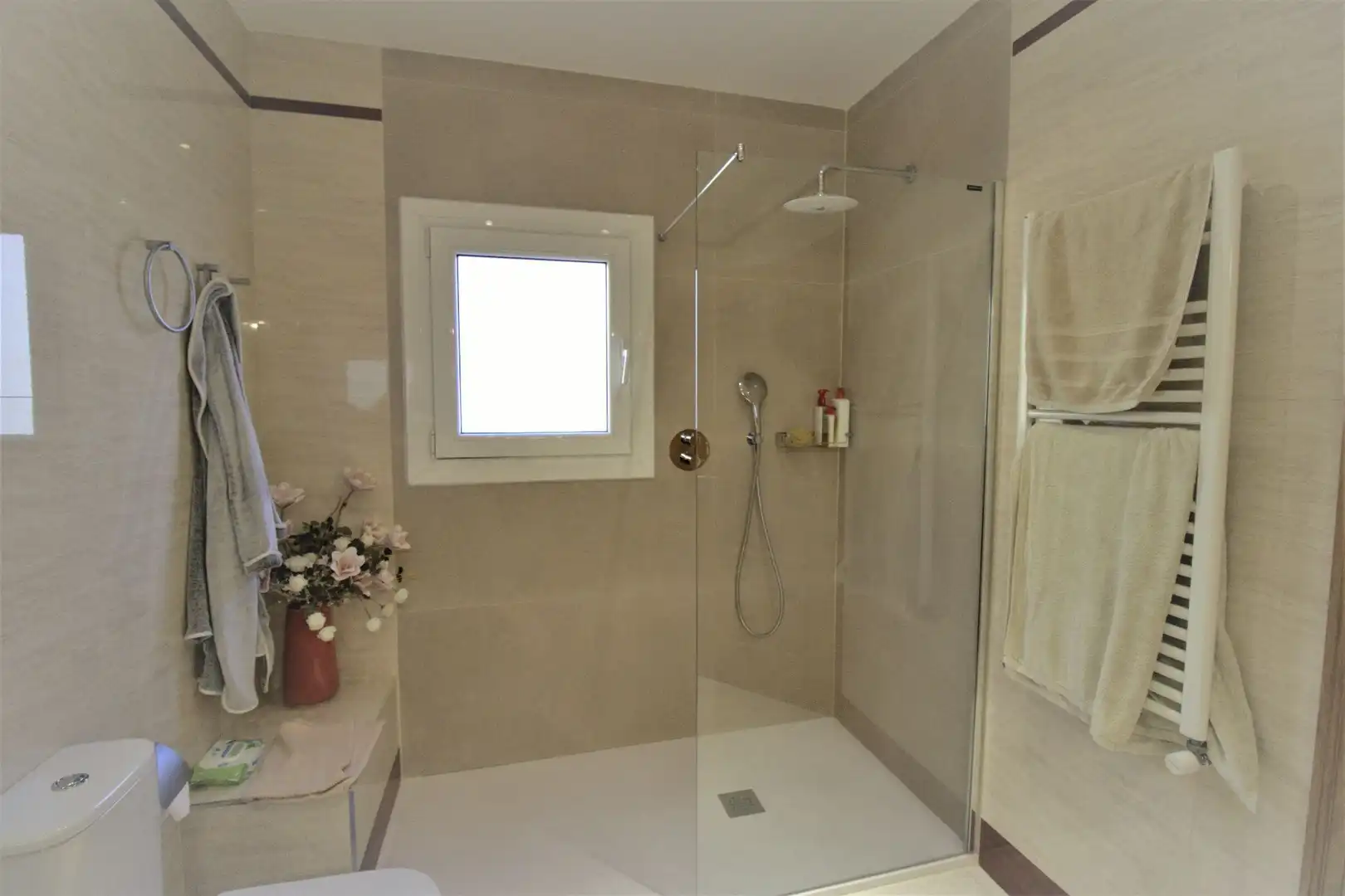 Baño de Casa o chalet en venta en Els Grecs - Mas Oliva