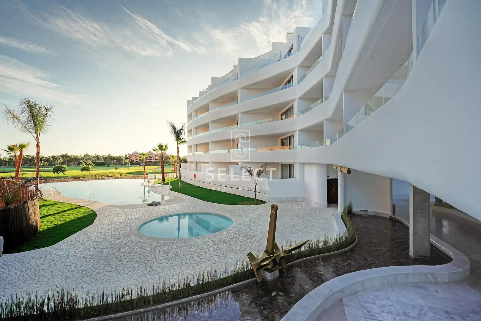 Außenansicht von Wohnungen zum Verkauf in Motril mit Klimaanlage, Heizung und Terrasse