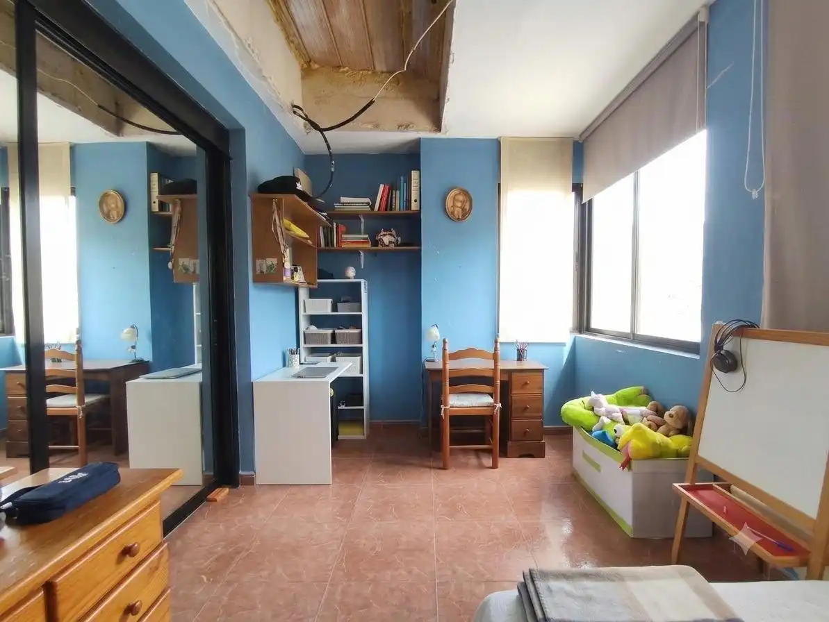Dormitori de Casa adosada en venda en Torrent amb Aire condicionat, Jardí privat i Terrassa