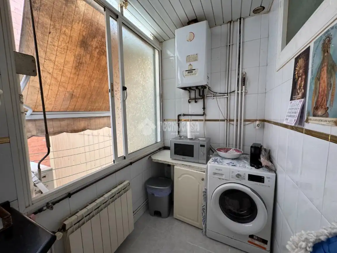 Küche von Wohnung zum Verkauf in Barcelona mit Klimaanlage, Heizung und Terrasse