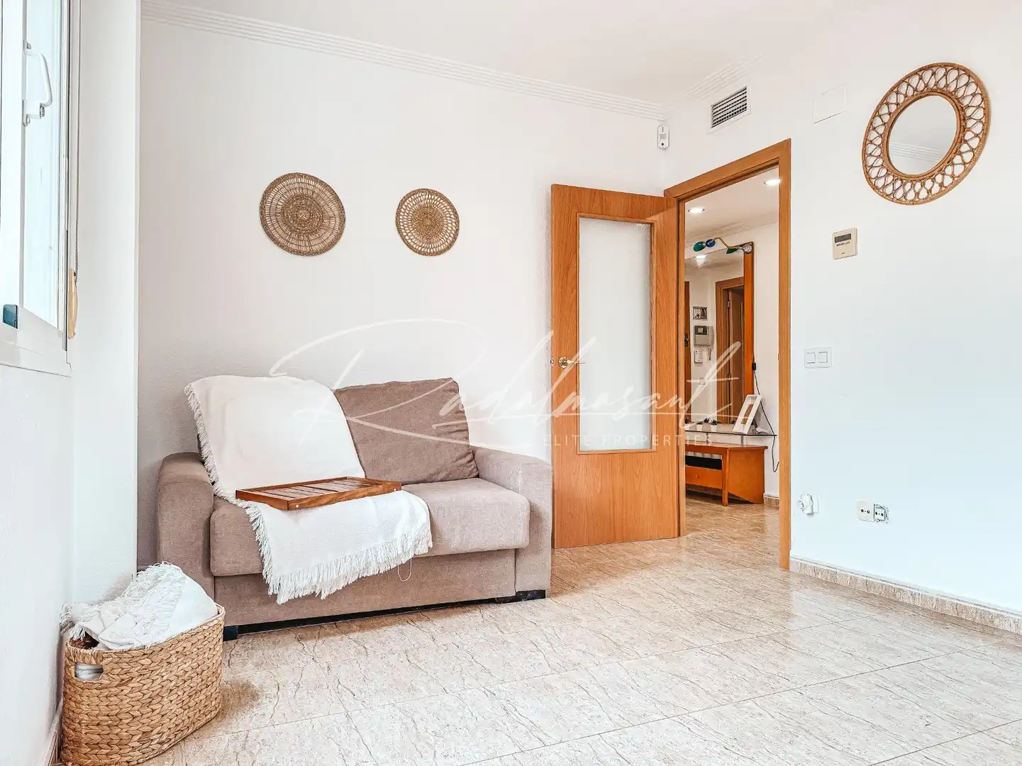 Piso con piscina en venta en Carrer del Castell de Tamarit, imagen 4