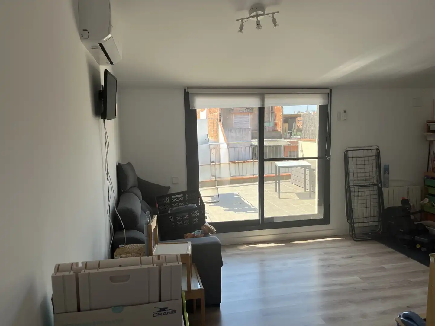 Sala d'estar de Casa adosada en venda en Terrassa amb Aire condicionat, Calefacció i Terrassa