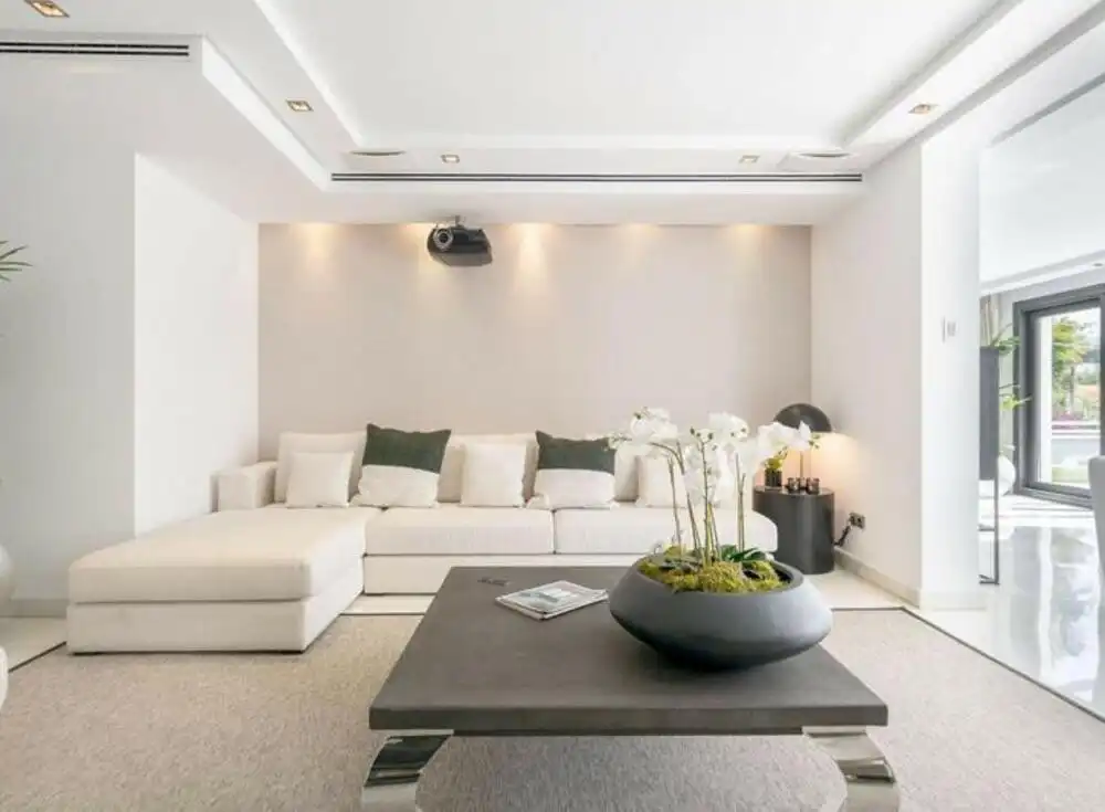 Living room of Houses for rent in Marbella  with Air Conditioner, Private garden and Terrace
