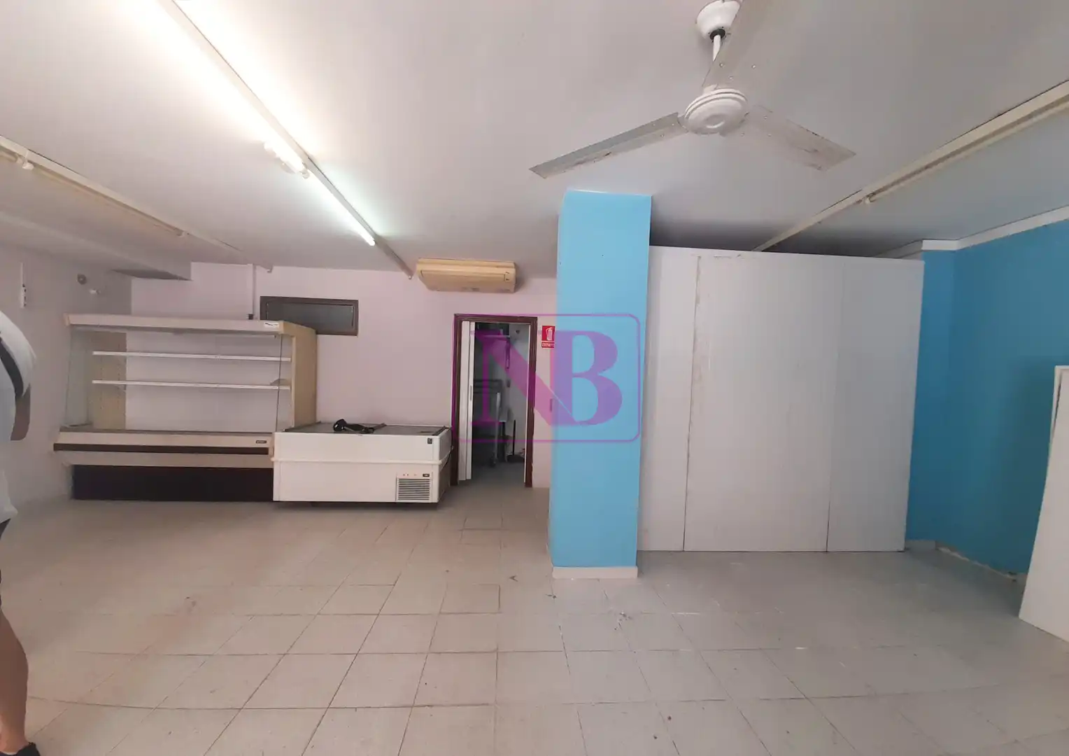 Business premises for sale in Carrer d'Enrico Caruso, imagen 4