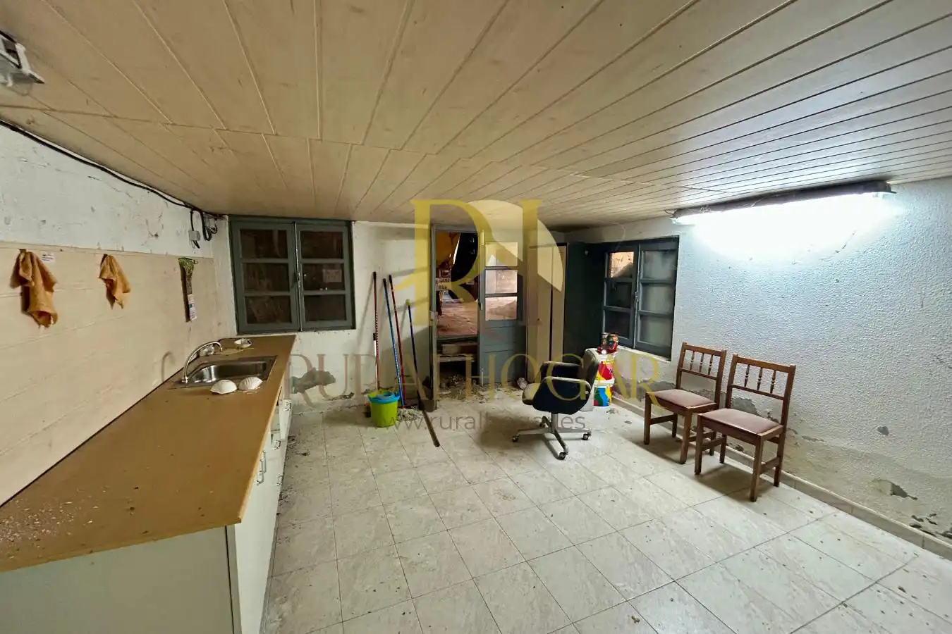 Fabrikhallen zum Verkauf in La Bañeza 