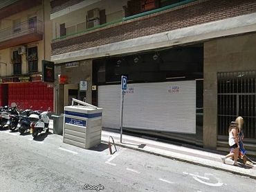 Business premises to rent in Calle Doctor Eduardo Arroyo 11