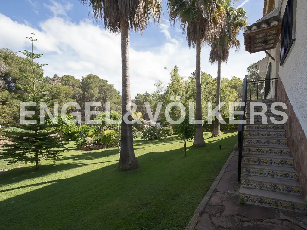 Garden of Houses for sale in Náquera  with Air Conditioner, Heating and Private garden