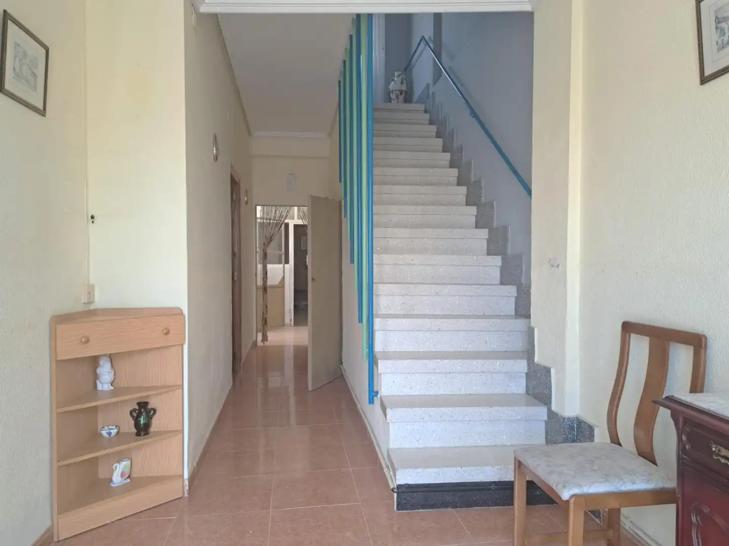 Casa adosada en venta en Requena con Trastero