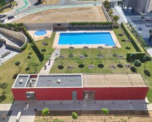 Swimming pool of Flat for sale in  Sevilla Capital  with Air Conditioner and Terrace