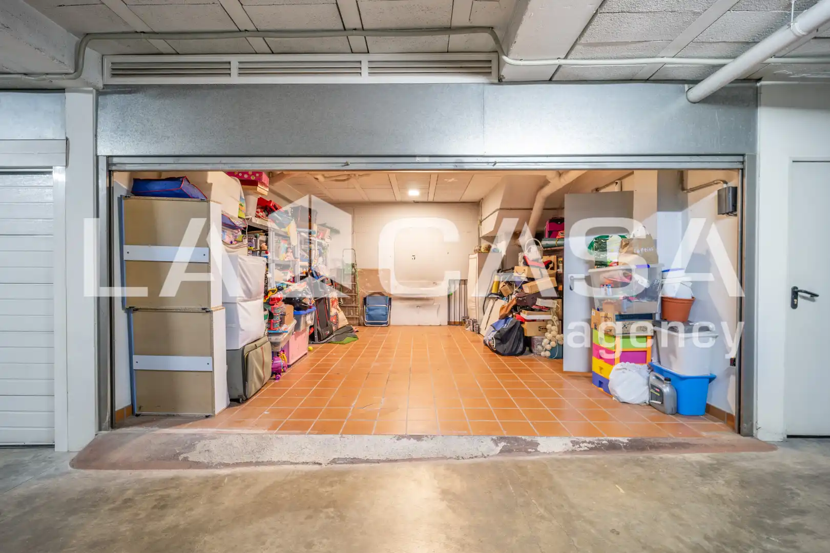 Casa adosada en venta en Dos Hermanas con Aire acondicionado, Terraza y Trastero