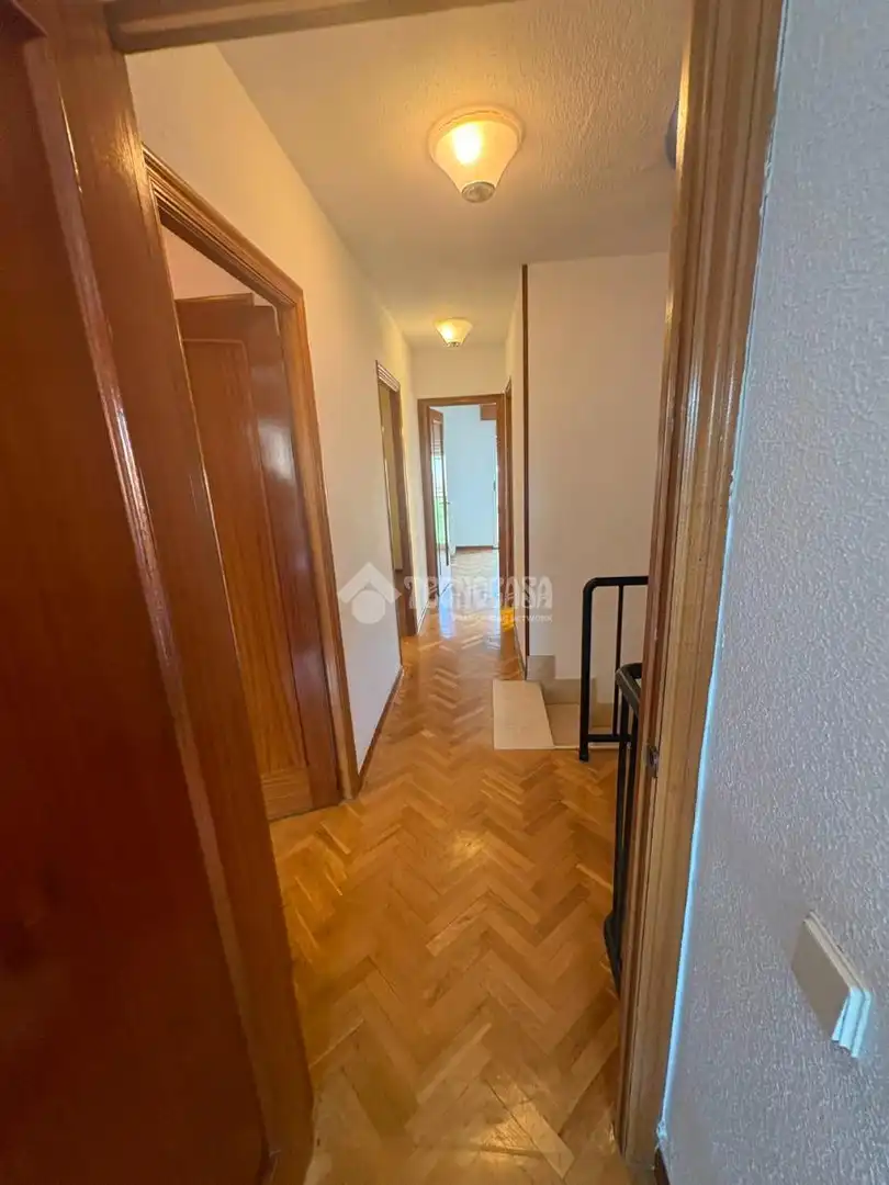 Casa adosada en venda en Valladolid amb Calefacció i Parquet