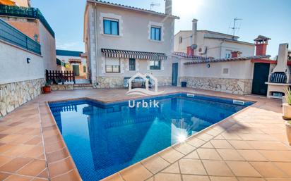 Vista exterior de Casa o xalet en venda en Castell-Platja d'Aro amb Aire condicionat, Calefacció i Jardí privat