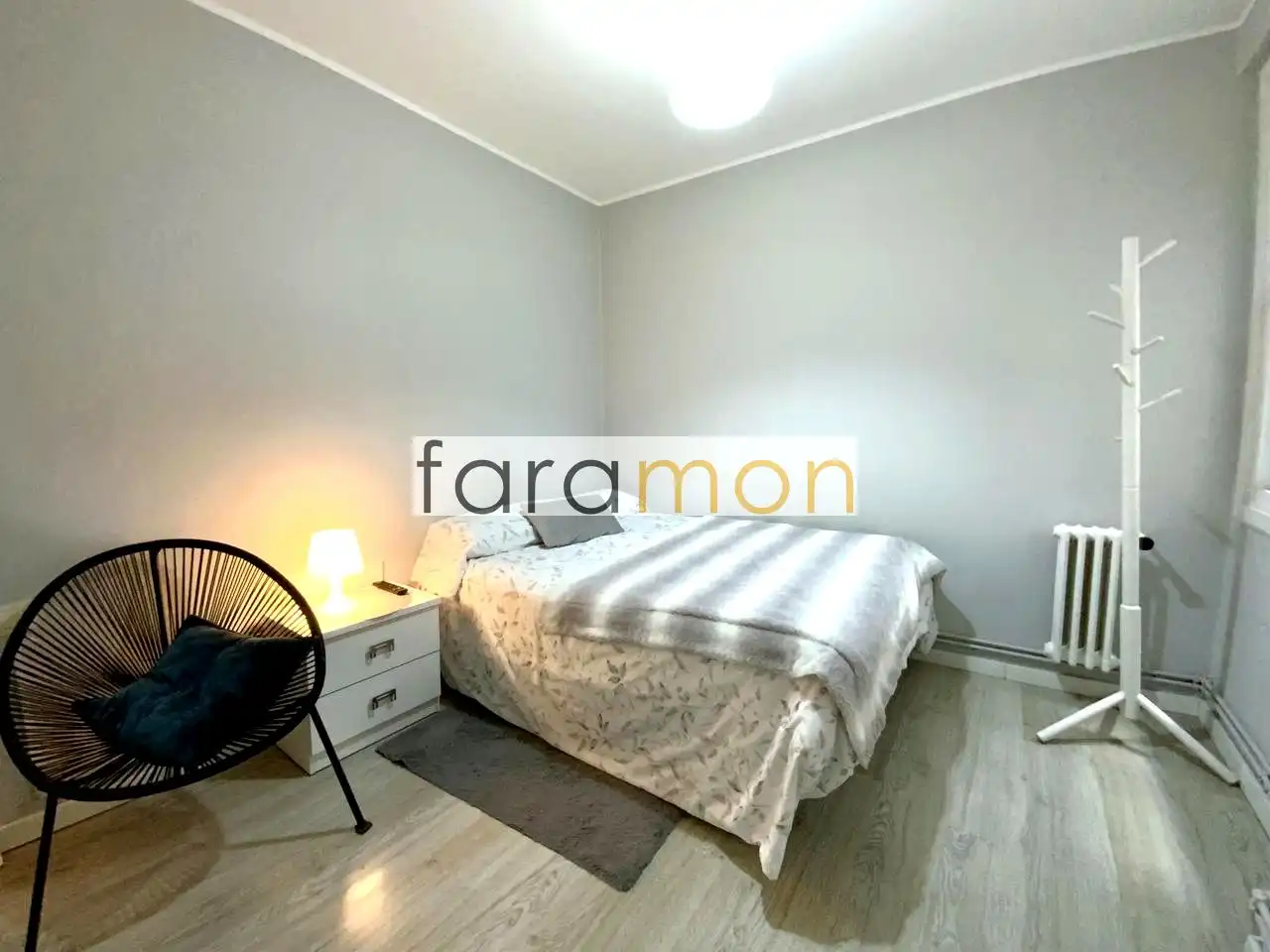 Habitación de Piso en venta en Vigo  con Calefacción y Trastero