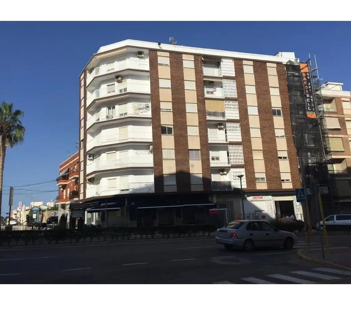 Vista exterior de Piso en venta en L'Olleria con Balcón