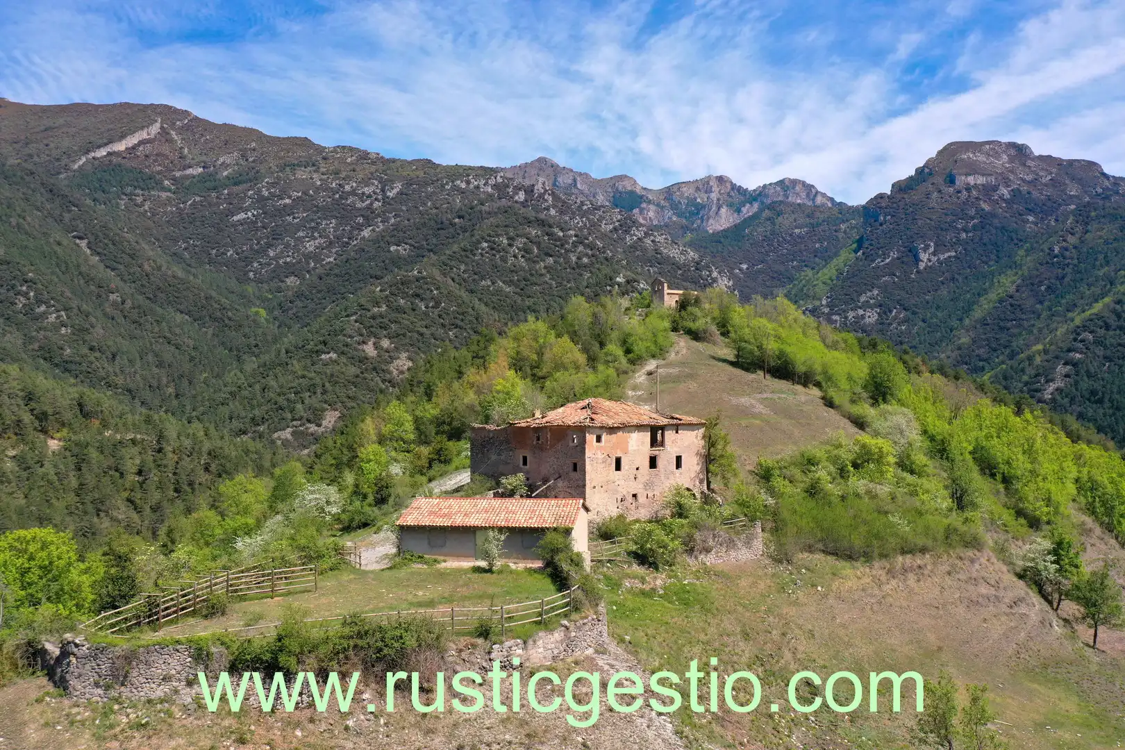 Außenansicht von Country house zum Verkauf in Bagà