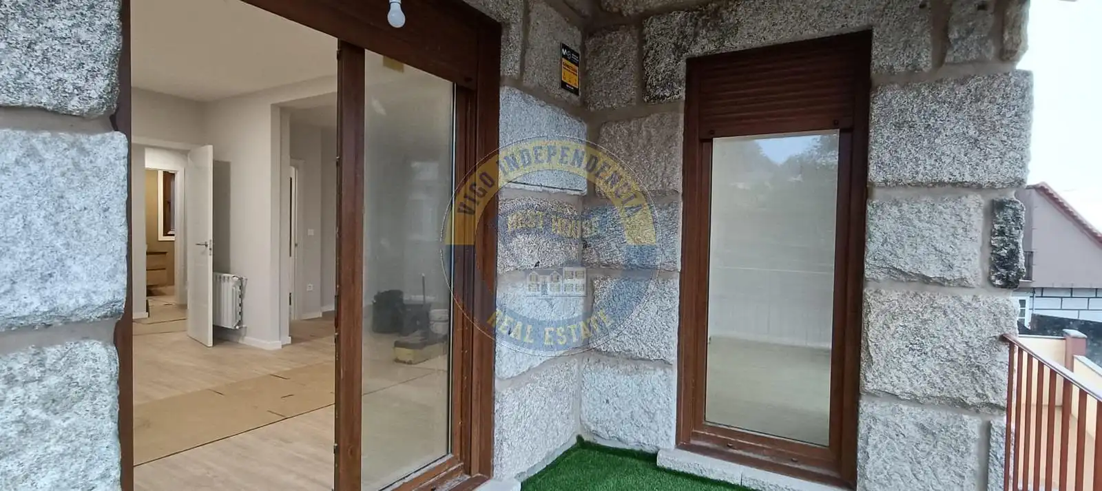 Casa adosada en venta en Moaña