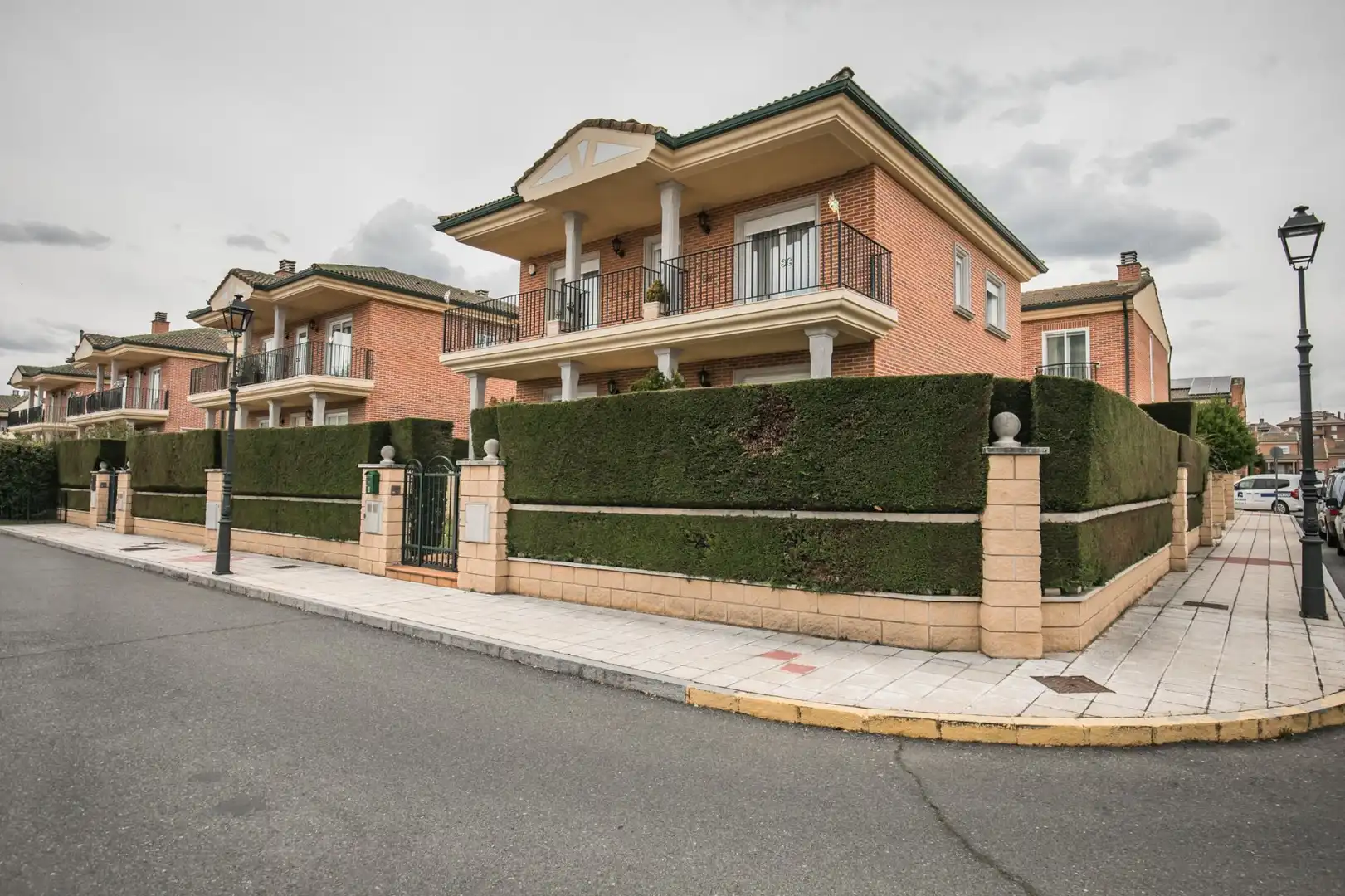 Vista exterior de Casa o xalet en venda en Ávila amb Calefacció, Jardí privat i Terrassa