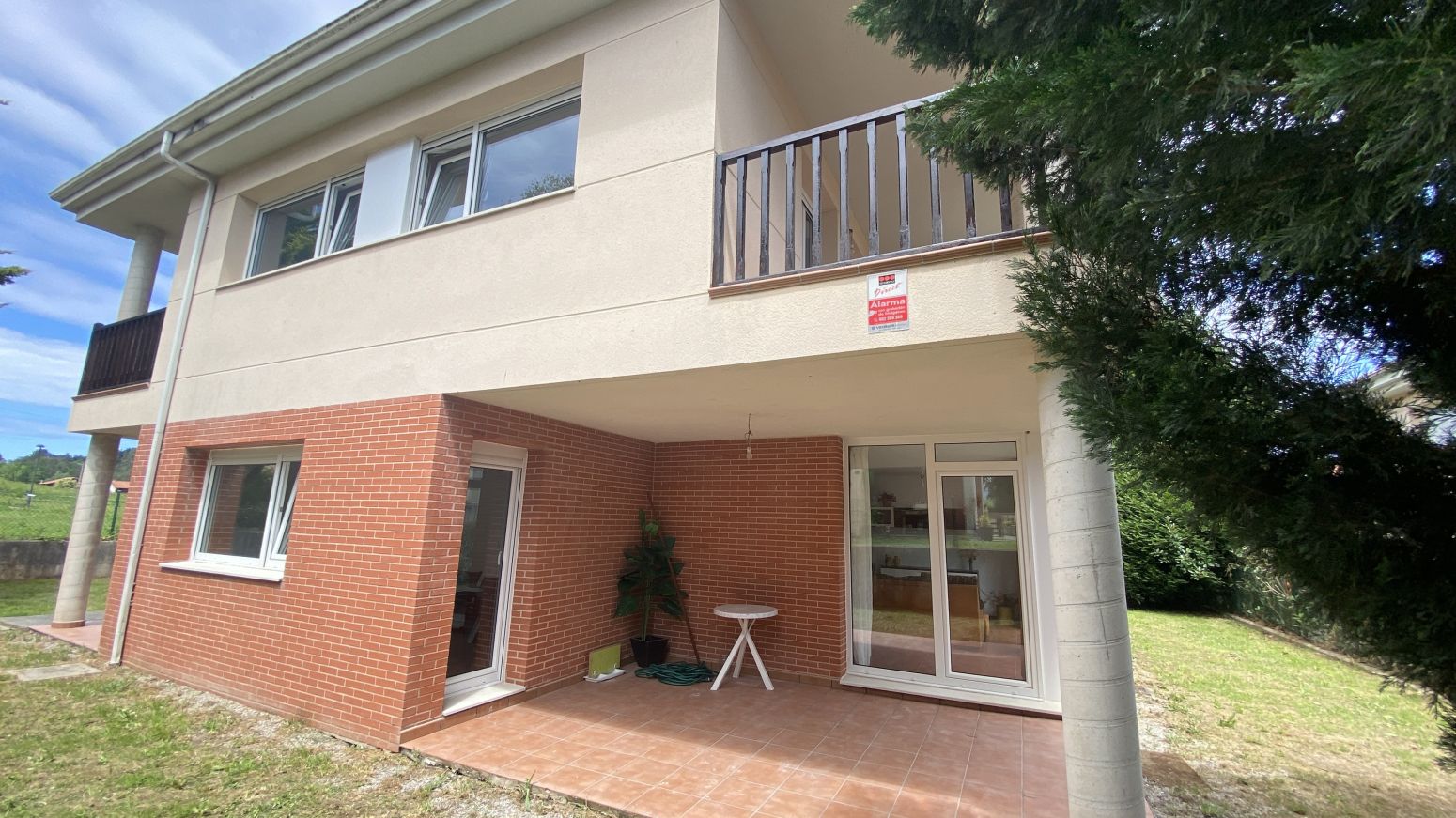Vista exterior de Casa o chalet en venta en Ribamontán al Monte con Calefacción, Jardín privado y Parquet