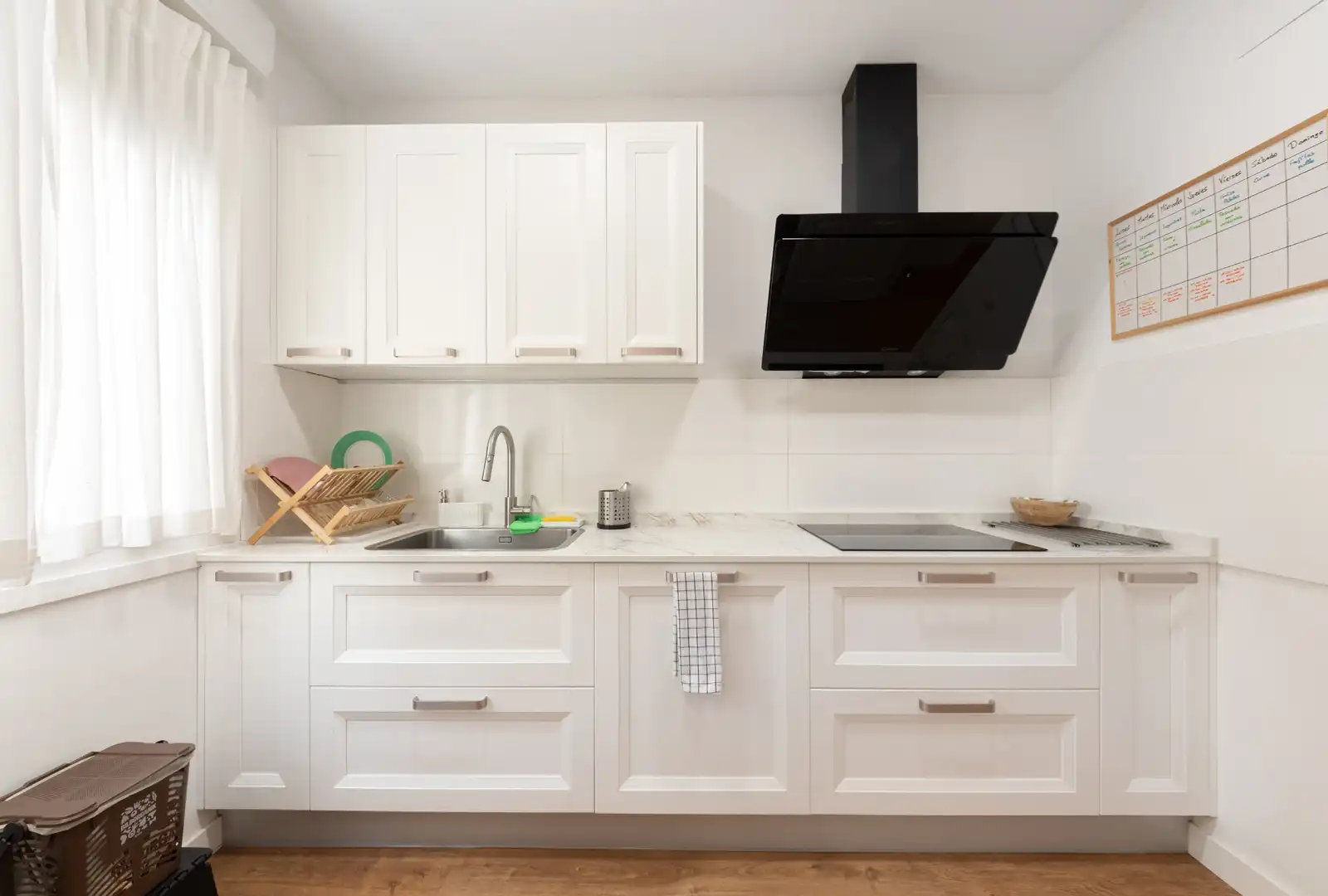 Kitchen of Flat for sale in Bilbao   with Heating, Parquet flooring and Furnished