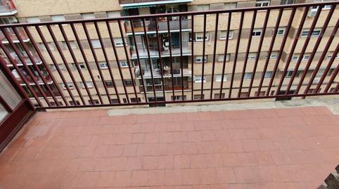 Foto 3 de Piso de alquiler en Calle de Medina Albaida, La Paz,  Zaragoza Capital