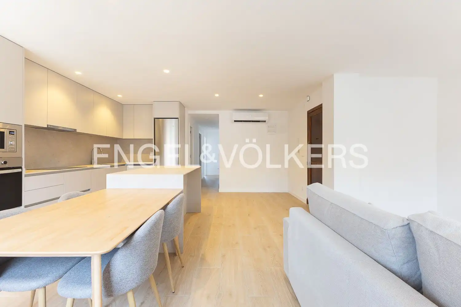 Piso de alquiler en Nou Moles